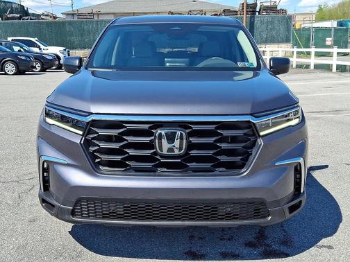 Modern Steel Metallic - GX 2024 Honda Pilot LX