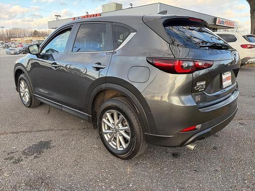 2022 Mazda CX-5 2.5 S Preferred Package