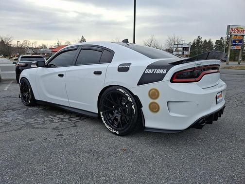 2019 Dodge Charger Scat Pack