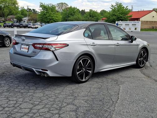 Midnight Black Metallic 2018 Toyota Camry XSE