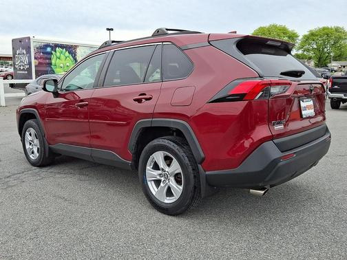 Ruby Flare Pearl 2019 Toyota RAV4 XLE