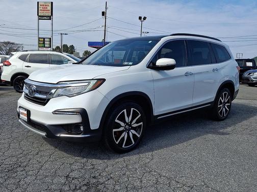 Platinum White Pearl 2021 Honda Pilot AWD Elite