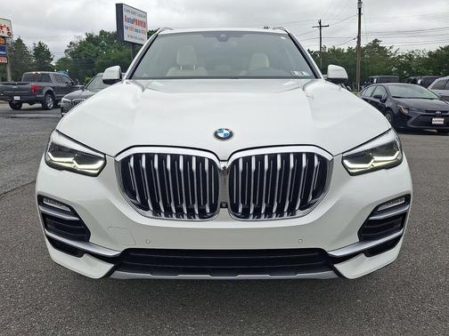 White Metallic 2020 BMW X5 xDrive40i