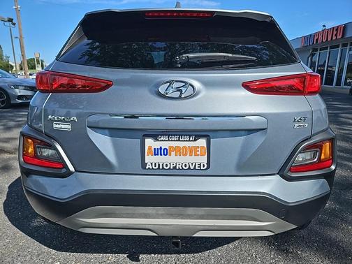 2021 Hyundai KONA Limited