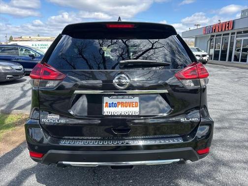 2020 Nissan Rogue SL
