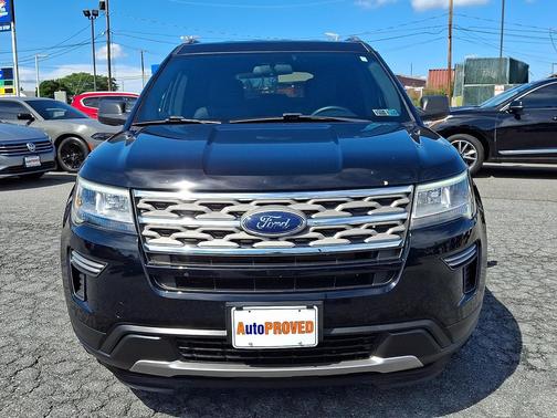 Shadow Black 2018 Ford Explorer XLT