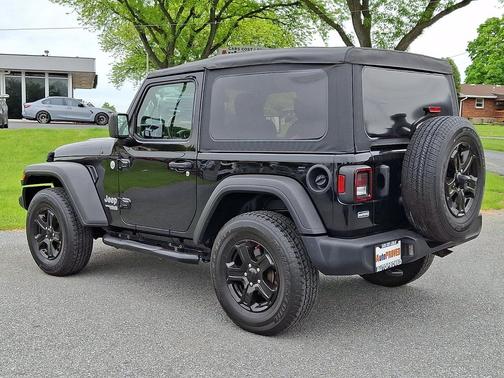 Black Clearcoat 2021 Jeep Wrangler Sport S