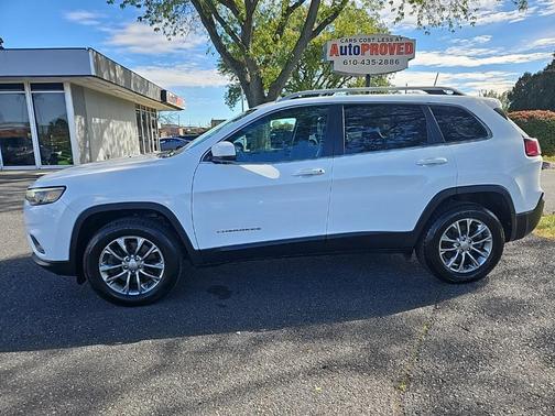 2019 Jeep Cherokee Latitude Plus
