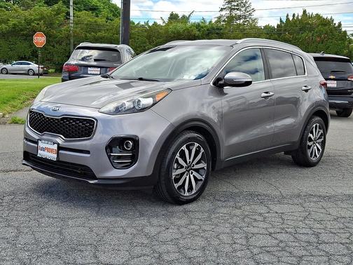 Mineral Silver 2018 Kia Sportage EX