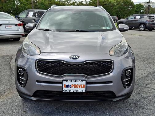 Mineral Silver 2018 Kia Sportage EX