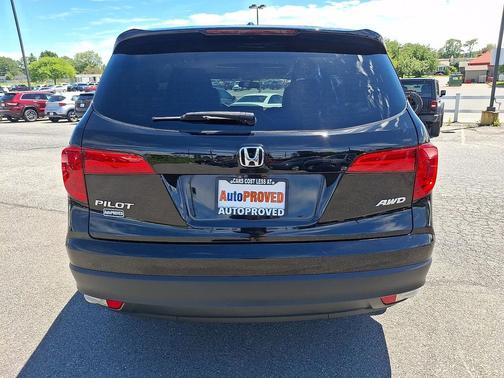 Crystal Black Pearl 2018 Honda Pilot EX-L