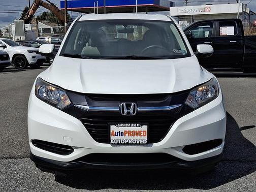 2017 Honda HR-V LX