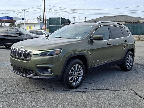 Olive Green Pearlcoat 2020 Jeep Cherokee Latitude Plus