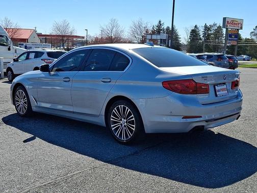 Glacier Silver Metallic 2019 BMW 540 xDrive