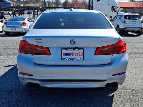 Glacier Silver Metallic 2019 BMW 540 xDrive