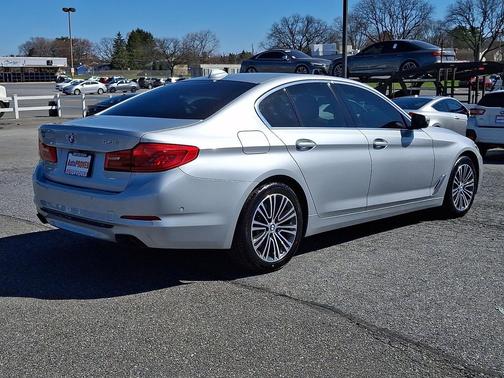 Glacier Silver Metallic 2019 BMW 540 xDrive