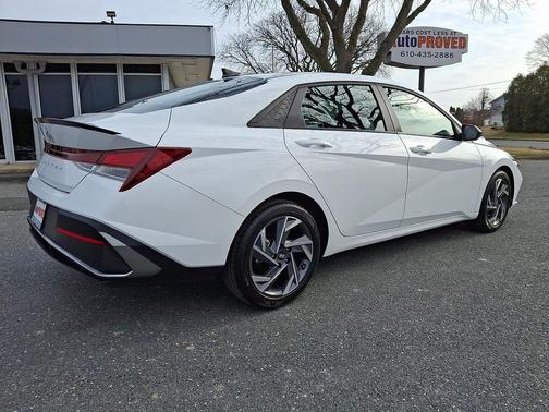 2025 Hyundai ELANTRA Sport