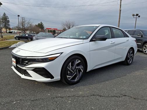 2025 Hyundai ELANTRA Sport