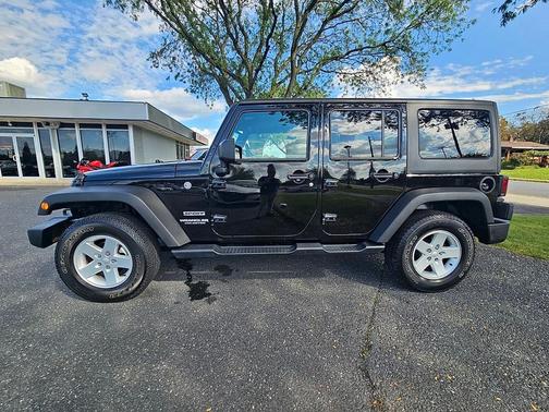 2017 Jeep Wrangler Unlimited Sport