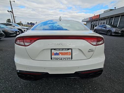 2023 Kia Stinger GT-Line