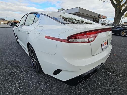 2023 Kia Stinger GT-Line
