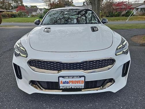 2023 Kia Stinger GT-Line