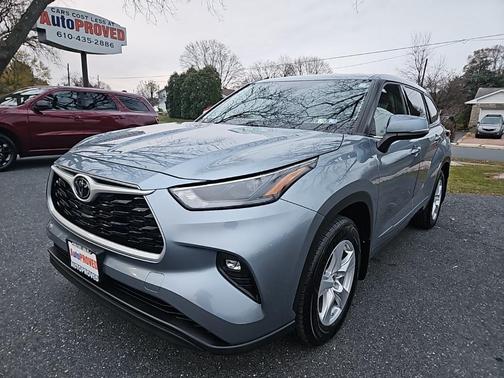 2022 Toyota Highlander LE