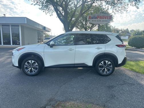 2021 Nissan Rogue SV