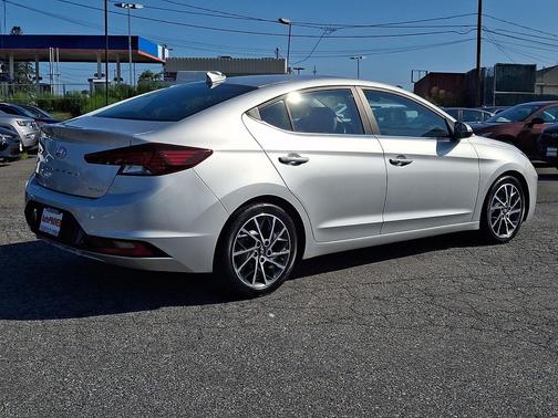 Symphony Silver 2019 Hyundai ELANTRA Limited