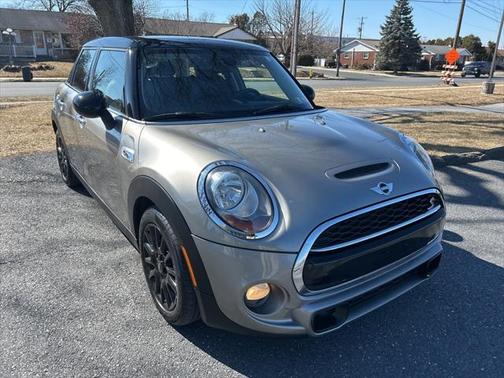 2018 MINI Hardtop Cooper S