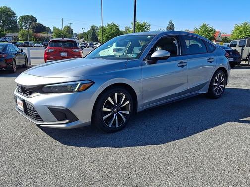 Lunar Silver Metallic 2022 Honda Civic EX-L