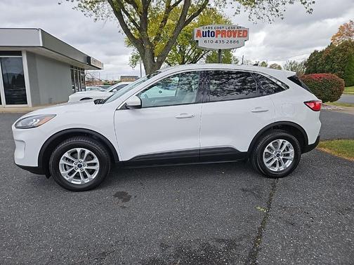 2021 Ford Escape SE