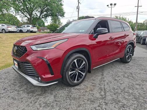 Ruby Flare Pearl 2021 Toyota Highlander XSE