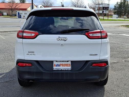 2016 Jeep Cherokee Latitude