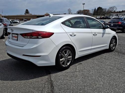 2017 Hyundai ELANTRA Value Edition