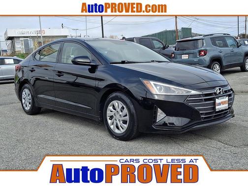 Phantom Black 2019 Hyundai ELANTRA SE Sedan