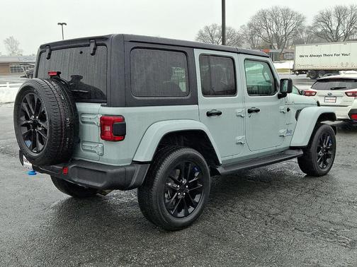 2023 Jeep Wrangler 4xe Sahara