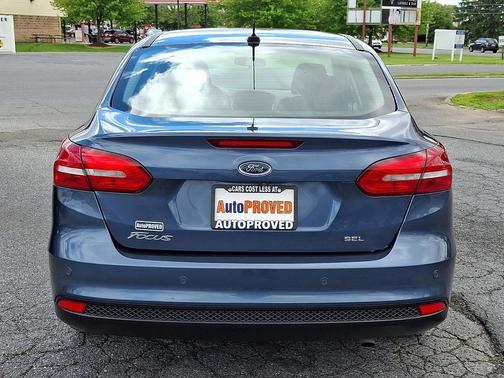 Blue Metallic 2018 Ford Focus SEL