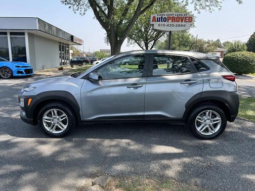 Sonic Silver 2021 Hyundai KONA SE