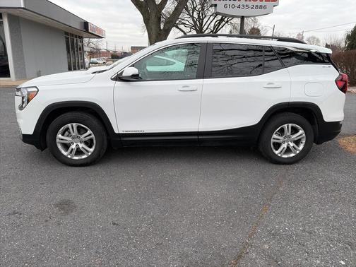 2022 GMC Terrain SLE