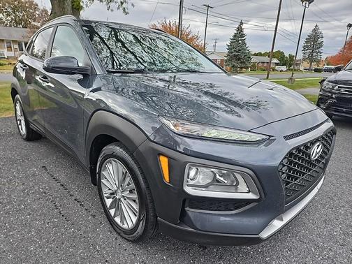 2020 Hyundai KONA SEL Plus