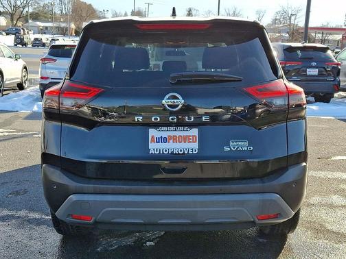 2021 Nissan Rogue SV