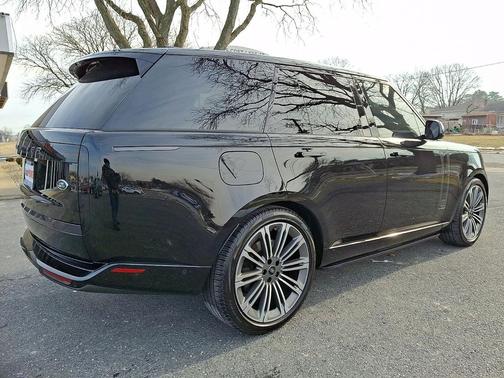 2023 Land Rover Range Rover Autobiography