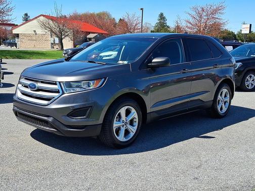 Magnetic Metallic - J7 2018 Ford Edge SE