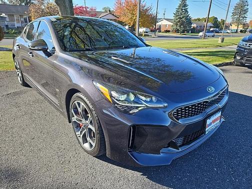2018 Kia Stinger GT1
