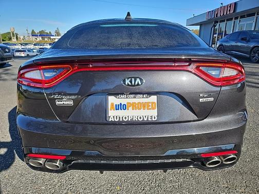 2018 Kia Stinger GT1