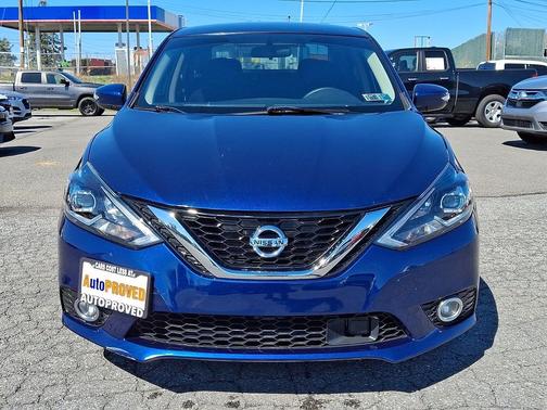 Deep Blue Pearl 2019 Nissan Sentra SR