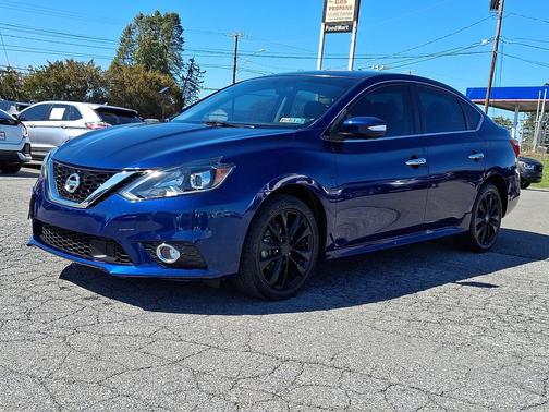 Deep Blue Pearl 2019 Nissan Sentra SR