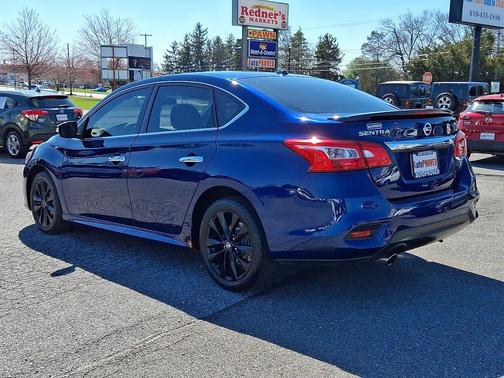 Deep Blue Pearl 2019 Nissan Sentra SR