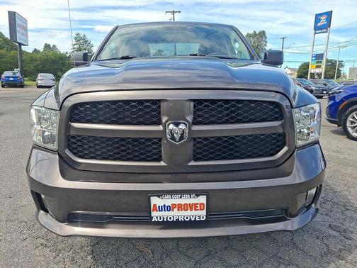 Granite Crystal Metallic Clearcoat 2019 RAM 1500 Express